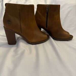 NWOT Timberland Tillston Peep Toe Heeled Boot